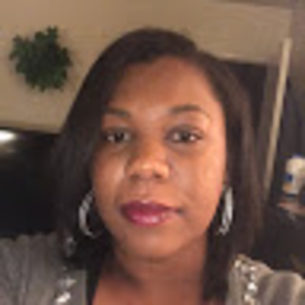 Meet your Posher, Tenisha